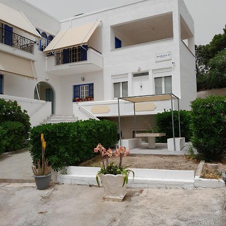Barbara II Hotel Agia Marina  Buitenkant foto