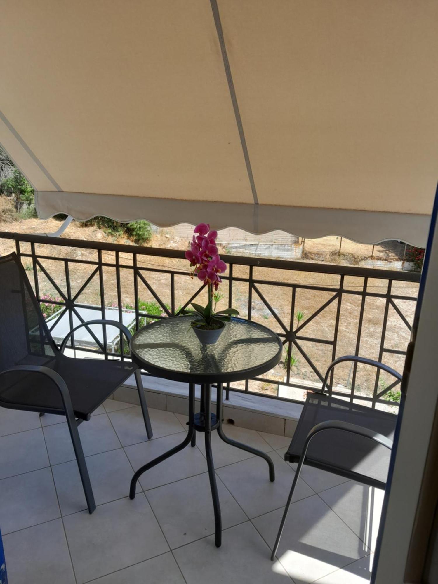 Barbara II Hotel Agia Marina  Buitenkant foto