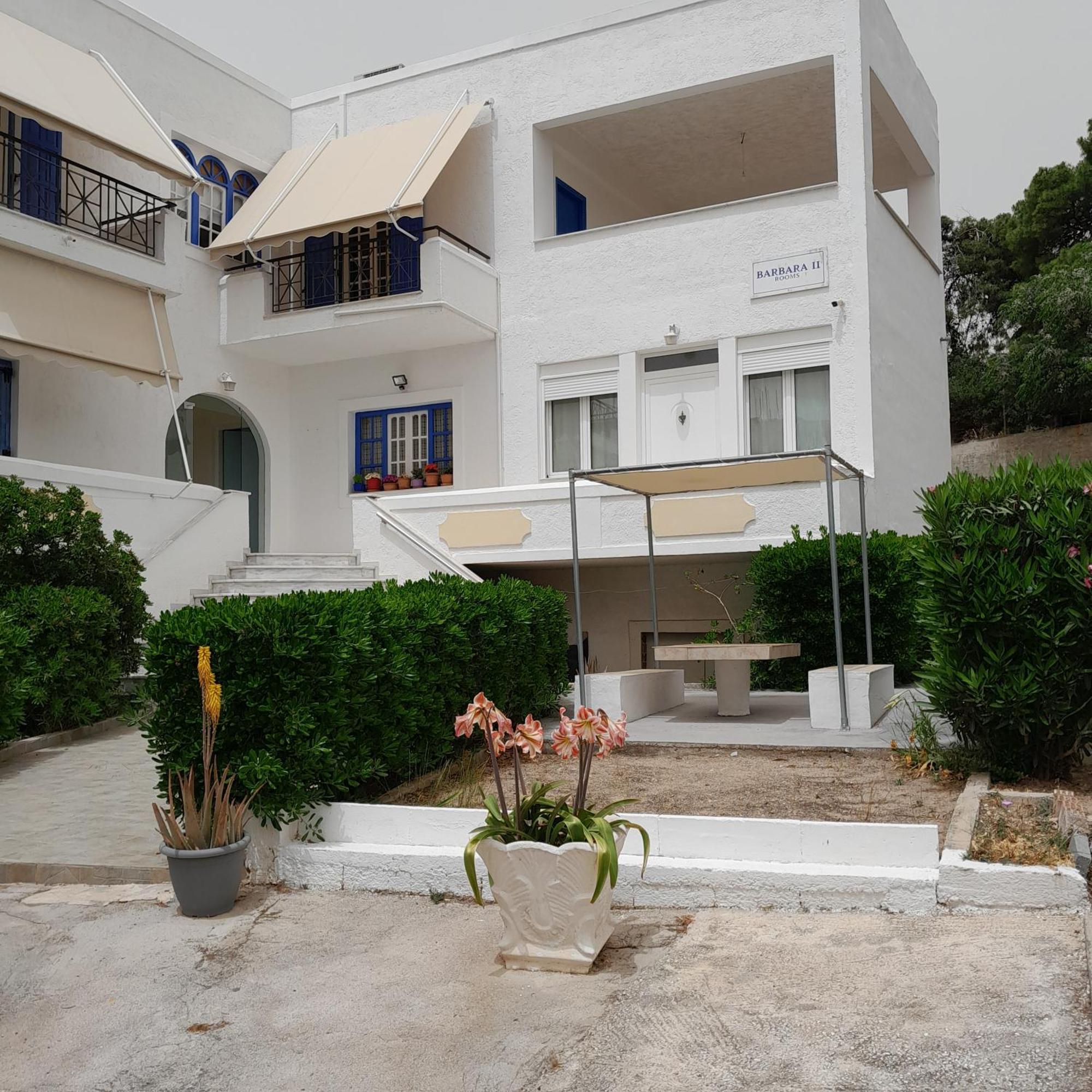 Barbara II Hotel Agia Marina  Buitenkant foto